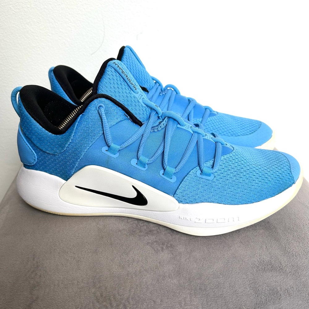 Nike Men’s Size 10 Hyperdunk X Low TB Basketball Shoe University Blue AR0463-401